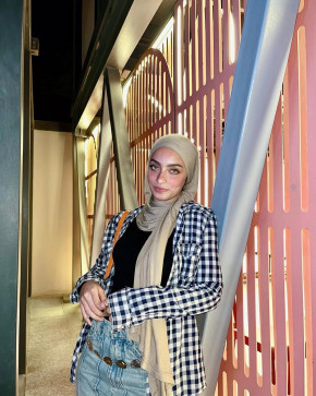 Layla66_, 18, Egypt