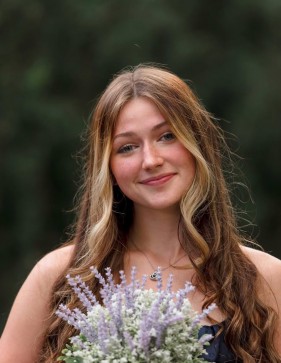Eleanor, 25, United Kingdom