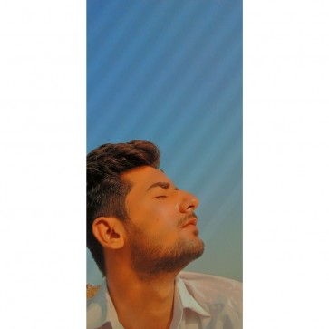 Jahanzaib, 20, Romania