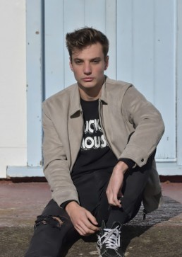Scott, 23, Australia