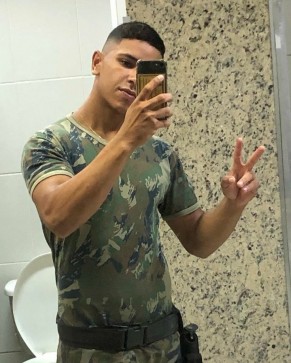 Luiz Otaacutevio, 20, Brazil