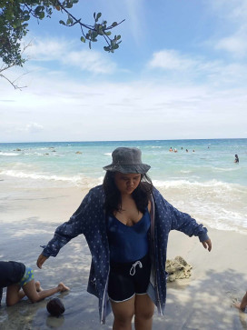 Cristel, 18, Philippines