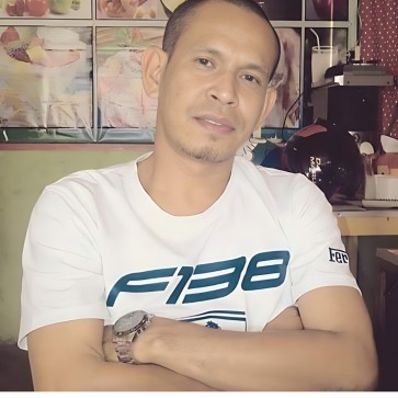 Ladaisa Jaban, 45, Indonesia