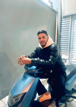 Ahmmed Kh, 29, Tunisia