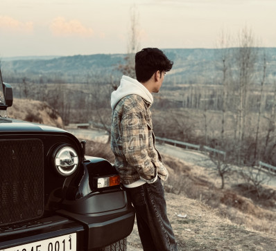 Shah Fardan, 20, India