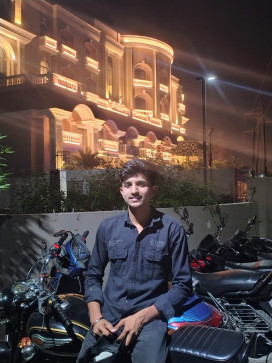 Pushkar, 18, India