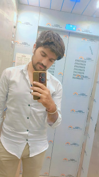 Abhishek Soni, 24, India