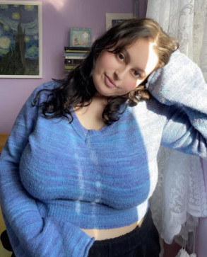 Emily, 30, Canada