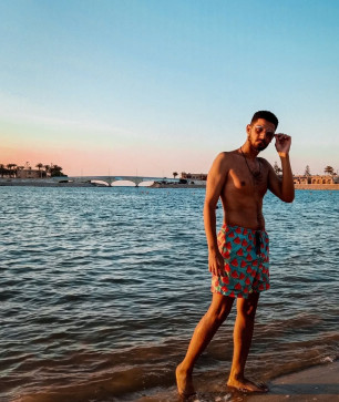 Ellol, 18, Egypt