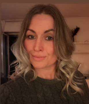 Stephanie, 27, United States