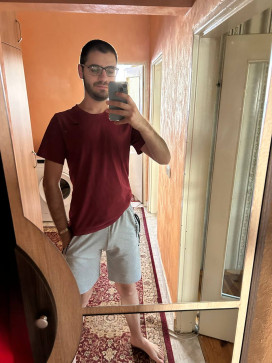 Nikola, 26