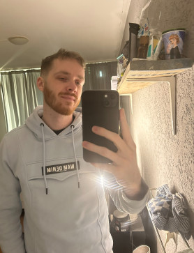 Robi, 25, Netherlands