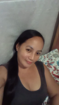 Heden, 42, Philippines