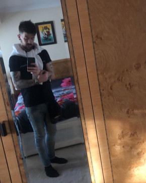 Jordan, 29, United Kingdom