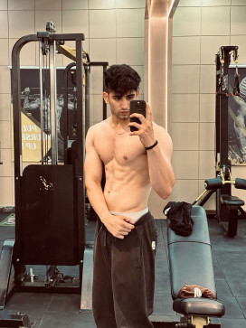 Hiro, 19, India