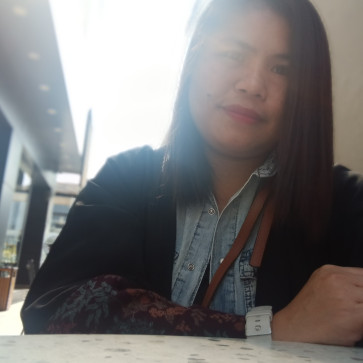 Phercia Molina, 39, Philippines