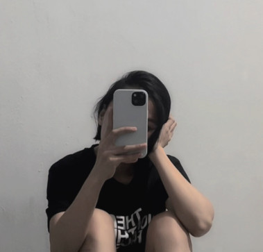 Nimeni, 32, Philippines