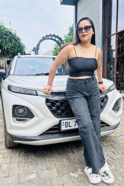 Mahi Thakor, 30, India