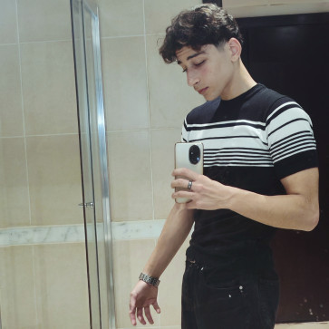 , 18, Italy