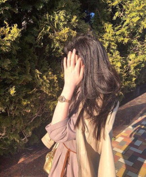 Inaya, 18, India