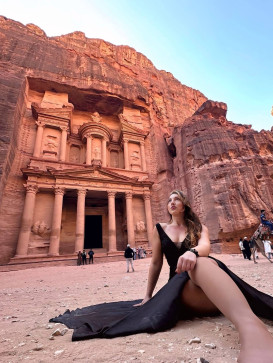 Diala, 20, Jordan