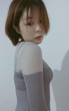 Yumi, 24, China