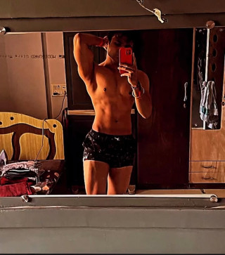 Shubh, 21, India