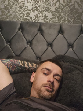 , 36, United Kingdom