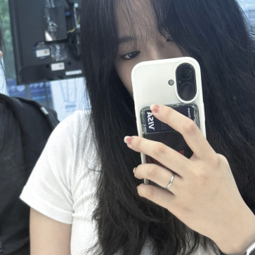 Yudah, 19, South Korea