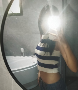 Lyra, 18, Philippines