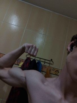 Real B, 18, Poland