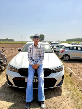 Amneet Batth, 18, India