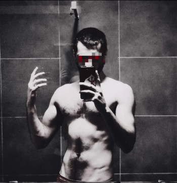 Qfq Qsfdqs, 30, Belgium