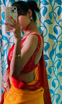 Ruhani, 26, India
