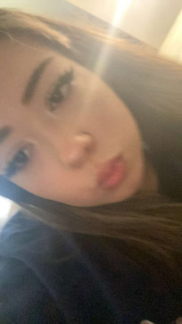 Rozisen, 18, United States