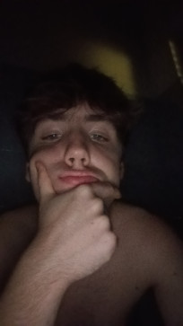 Ivan, 18, Italy