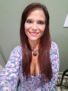 Sherrillcusick, 40, United States