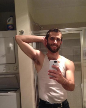 Hzmzabl Bl, 37, United Kingdom