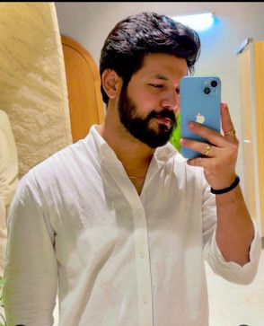 Abhishek Sen, 18, India