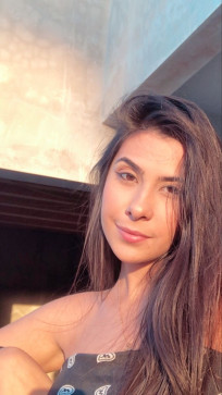 Mariacutea, 24, Spain