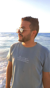 Omar, 21, Egypt