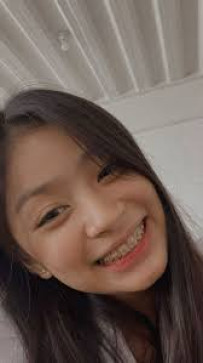 Jullia Mae, 18, Philippines