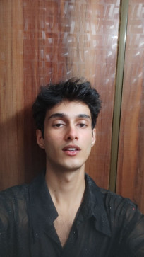 KATAGIRI_YUIICHI1, 18, India