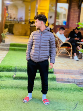 Body M, 18, Egypt