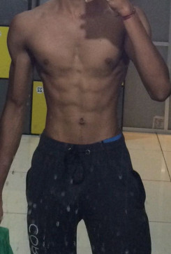 THAUSEETH AHAMED, 19, India