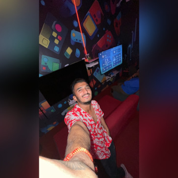 Ayush Doiphode, 23, India