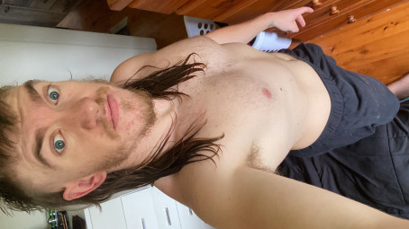 Braydon, 26, Australia