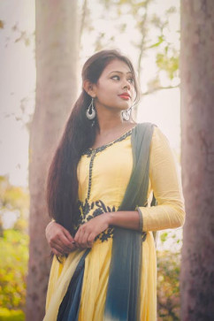 Radhika, 19, India