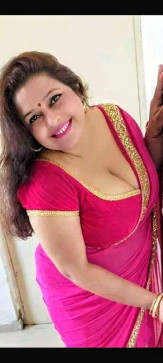 Suman Aunty, 40, India
