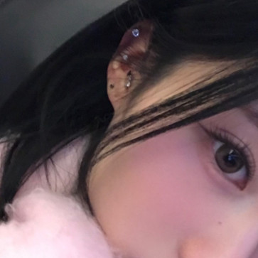 Hagrave Phugrave, 18, Viet Nam